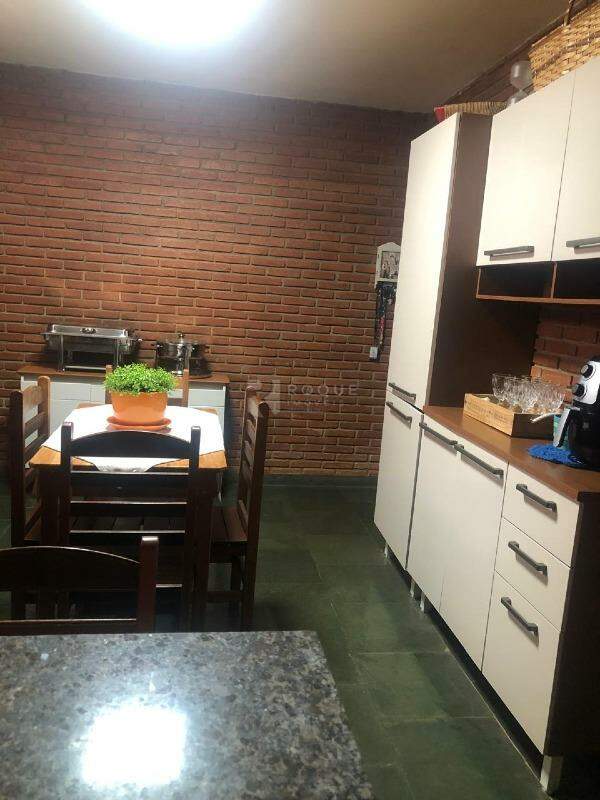 Chácara à venda no bairro Bairro dos Pires de Baixo: 