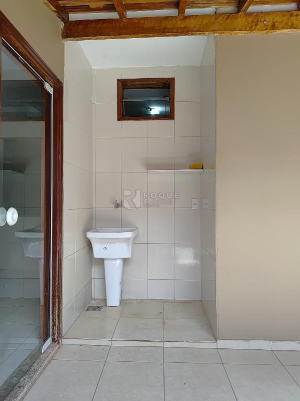 Casa Residencial à venda no bairro Jardim Residencial Alto da Graminha: Lavanderia 