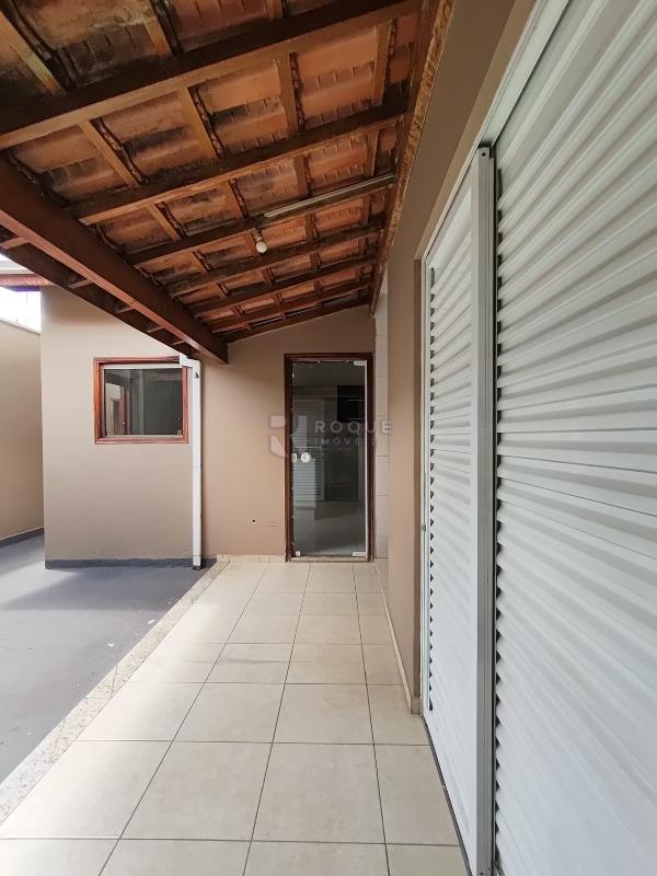 Casa Residencial à venda no bairro Jardim Residencial Alto da Graminha: Sacada