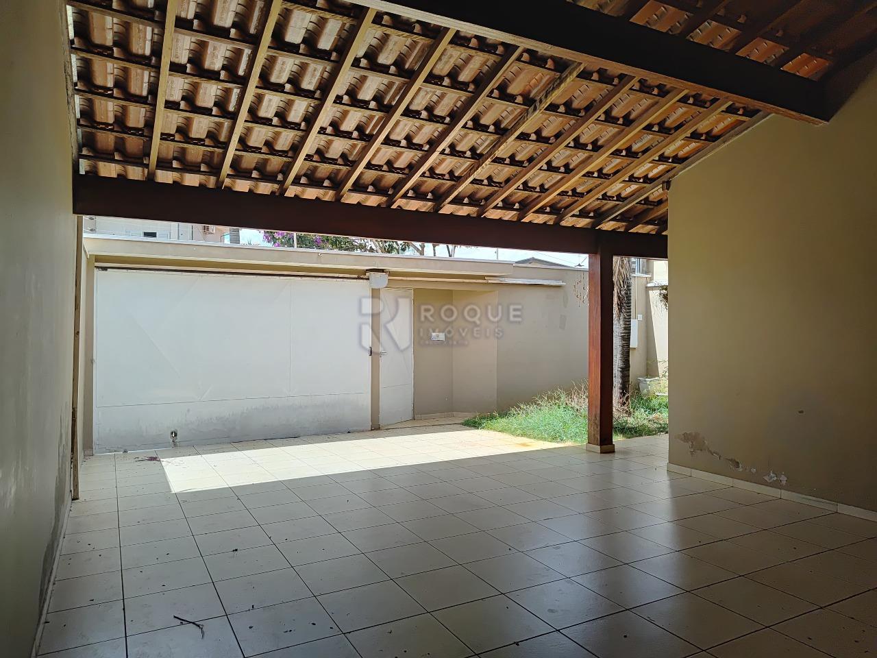 Casa Residencial à venda no bairro Jardim Residencial Alto da Graminha: Garagem