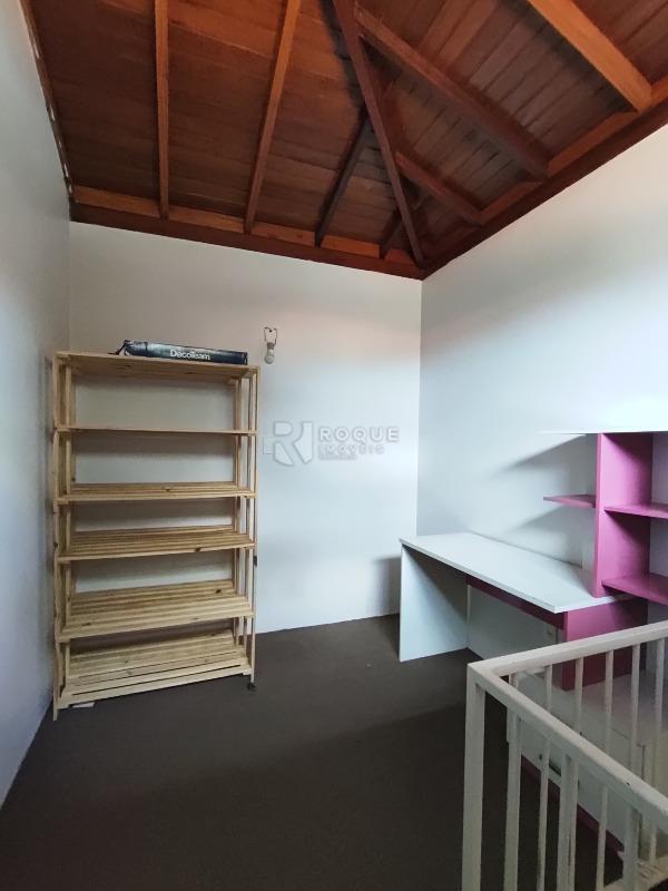 Casa Residencial à venda no bairro Jardim Residencial Alto da Graminha: Escritório superior 