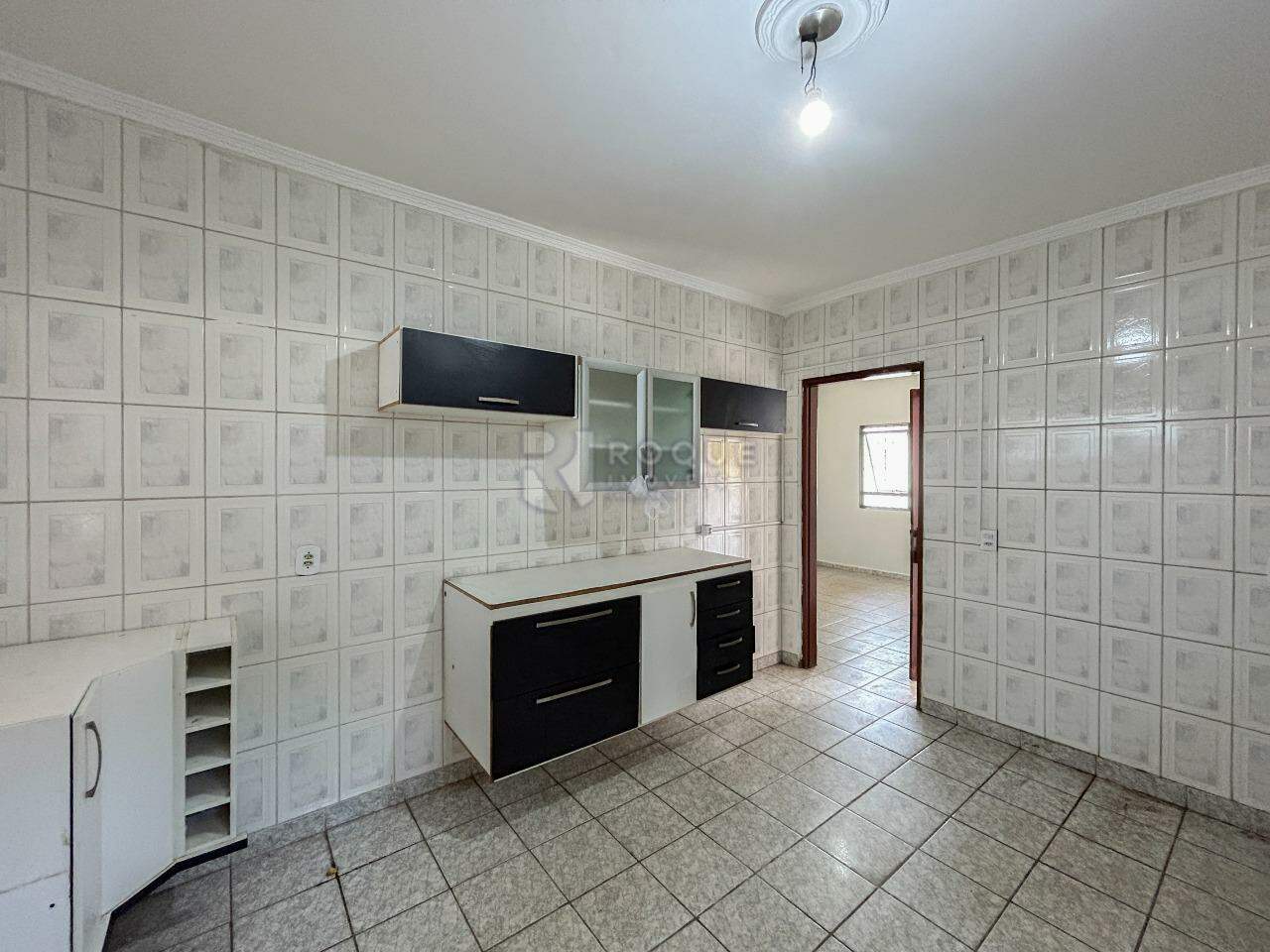 Casa Residencial para aluguel no bairro Jardim Alvorada: Cozinha 
