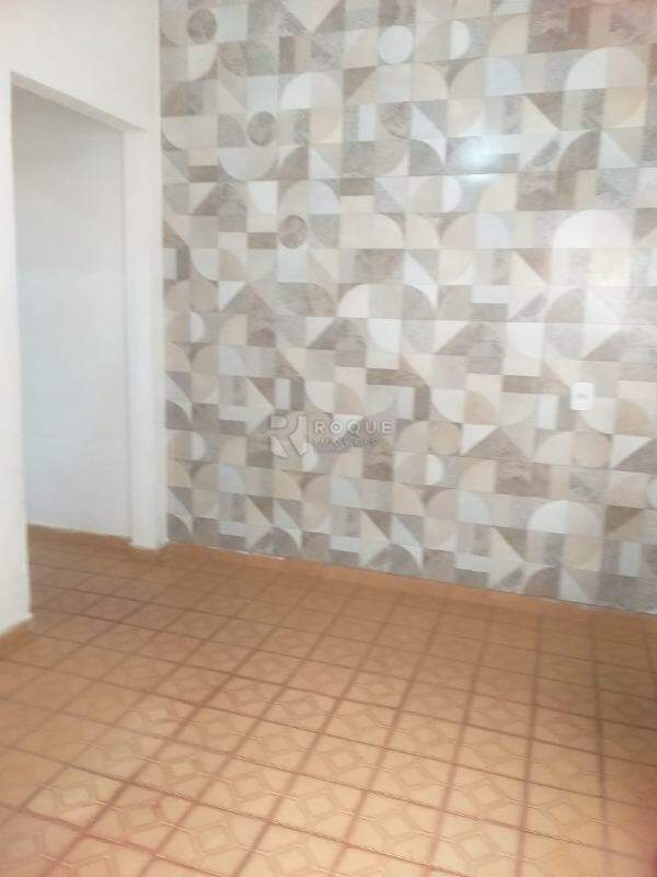 Casa Residencial à venda no bairro Parque Residencial Aeroporto: