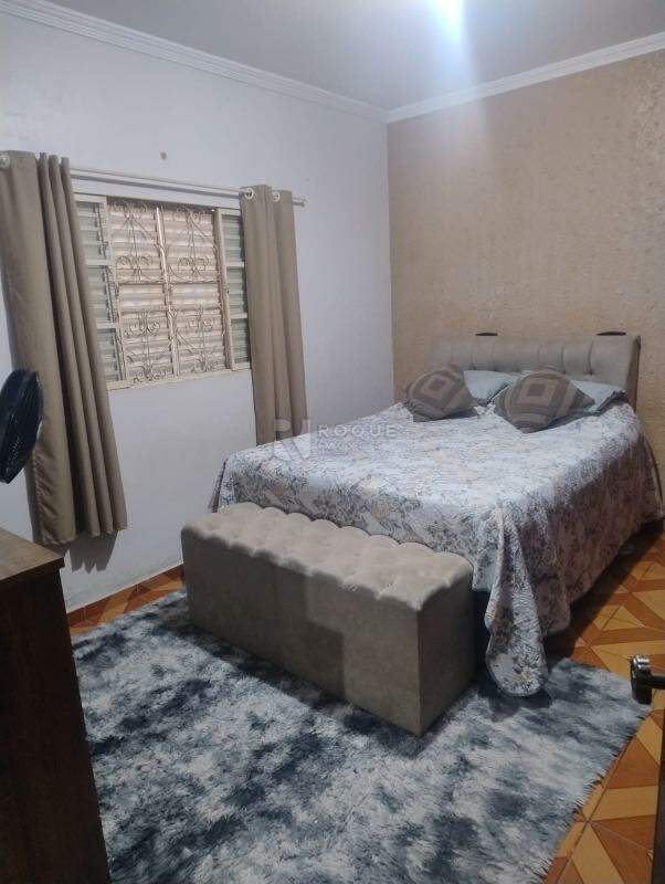 Casa Residencial à venda no bairro Parque Residencial Aeroporto: