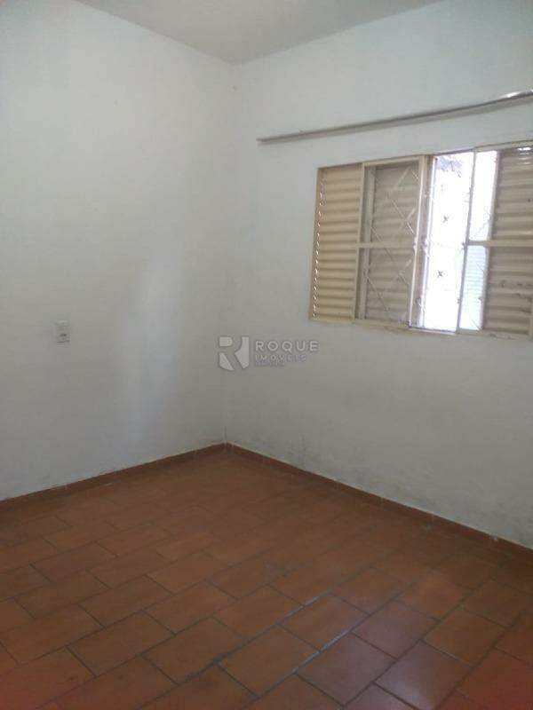 Casa Residencial à venda no bairro Parque Residencial Aeroporto: