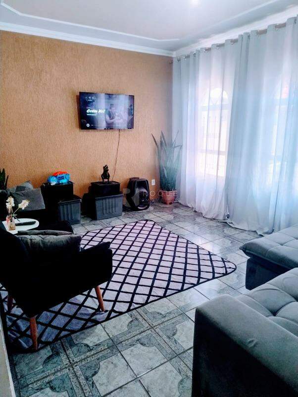 Casa Residencial à venda no bairro Parque Residencial Aeroporto: