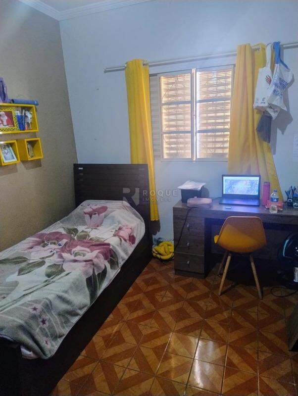 Casa Residencial à venda no bairro Parque Residencial Aeroporto: