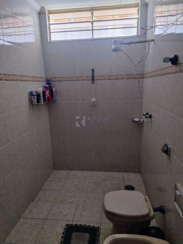 Casa Residencial à venda no bairro Parque Residencial Aeroporto: