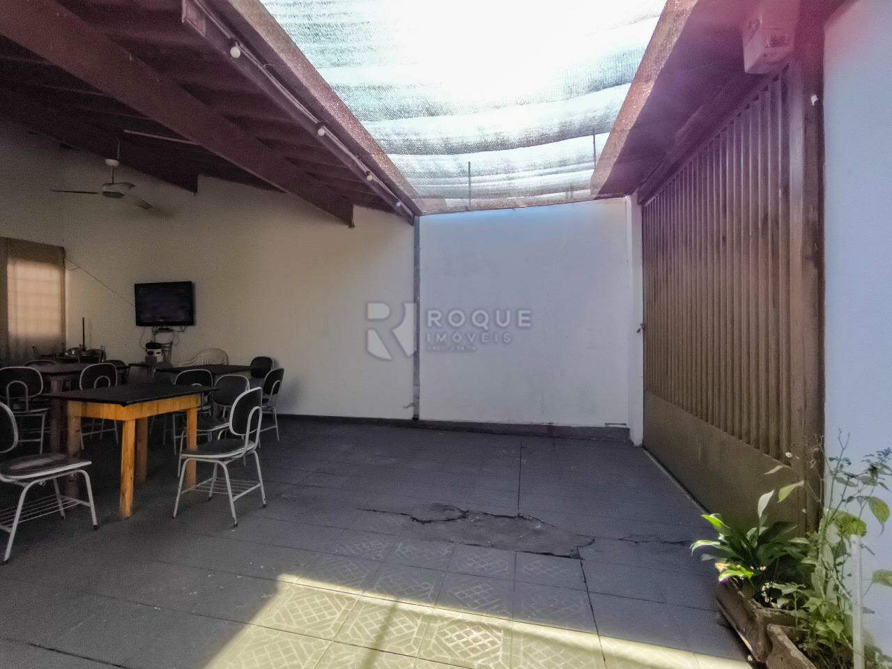 Casa Residencial à venda no bairro Jardim Rosa Marrafon Lucas: GARAGEM