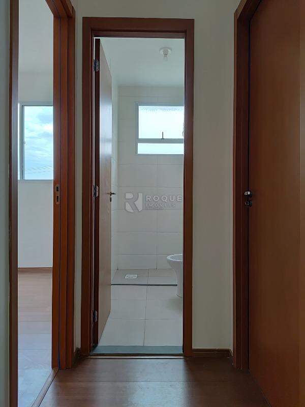 Apartamento para aluguel no bairro Fazenda Duas Barras: Hall 