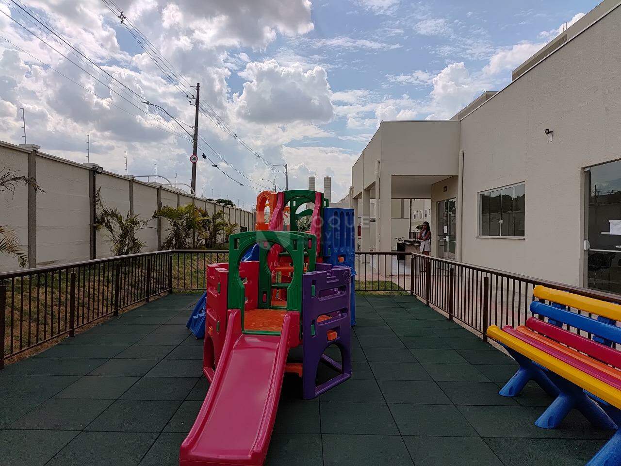 Apartamento para aluguel no bairro Fazenda Duas Barras: Palyground