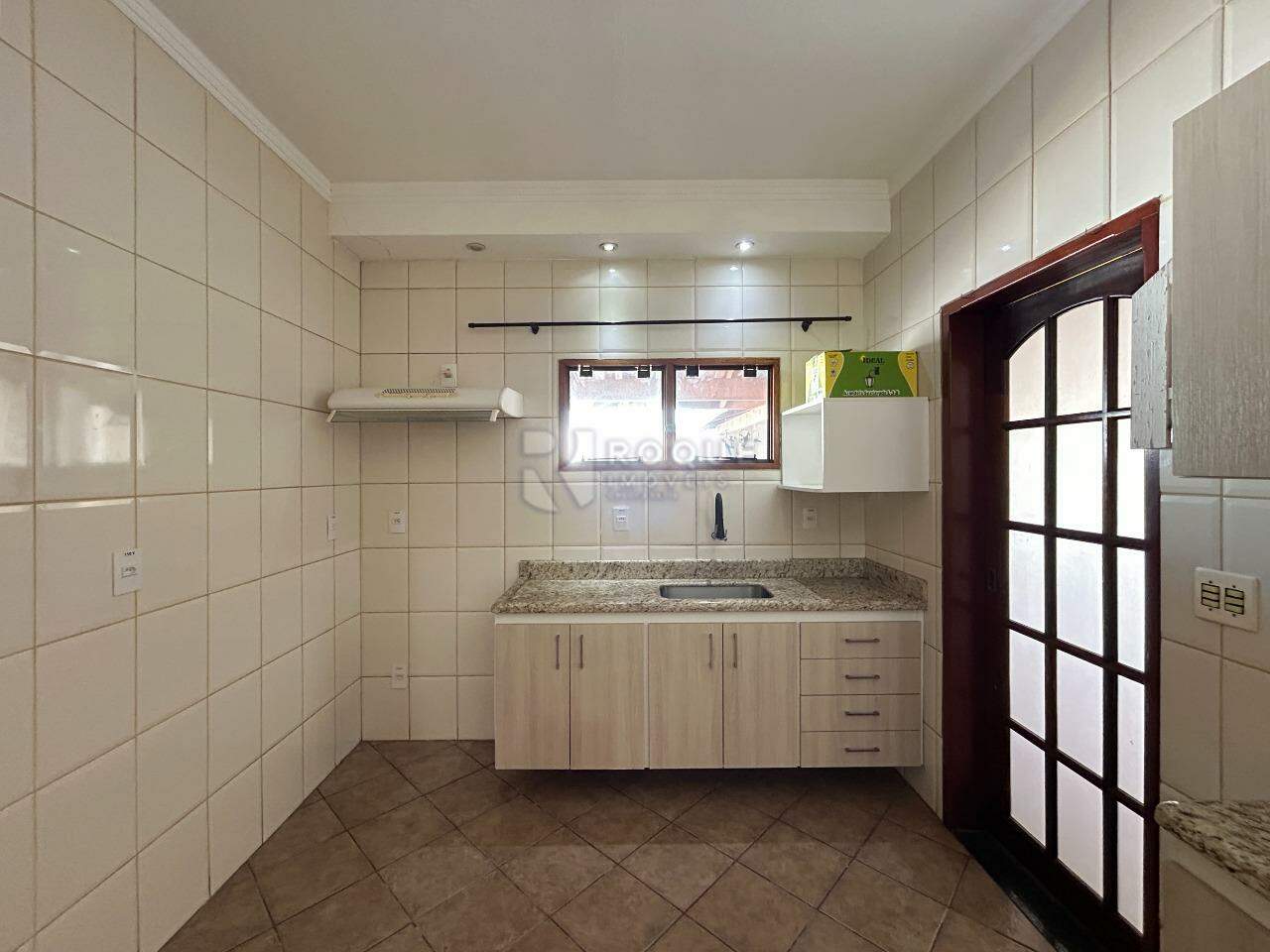 Casa Residencial para aluguel no bairro Jardim São Manoel: Cozinha 