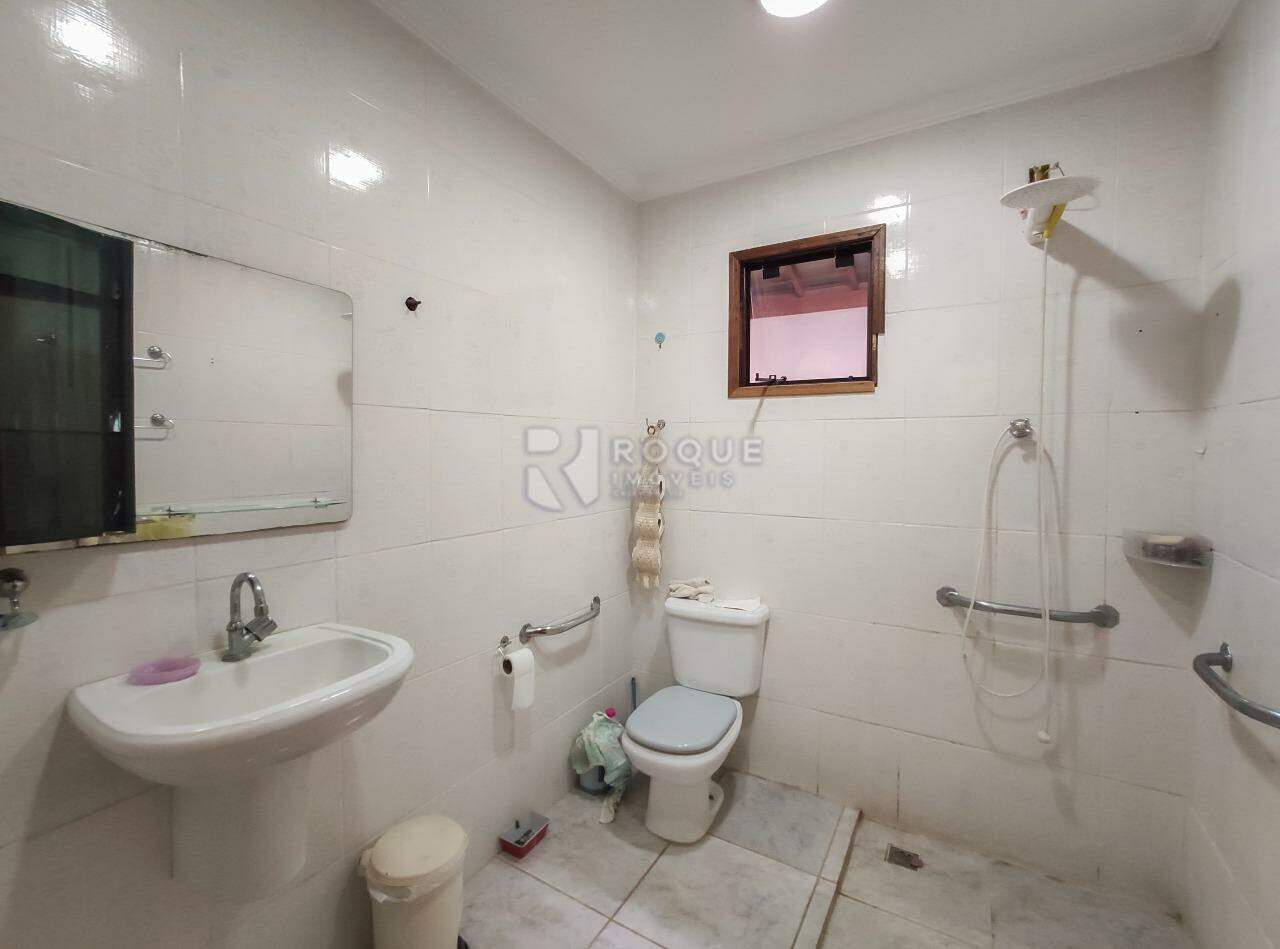 Casa Residencial para aluguel no bairro Jardim São Manoel: WC social 