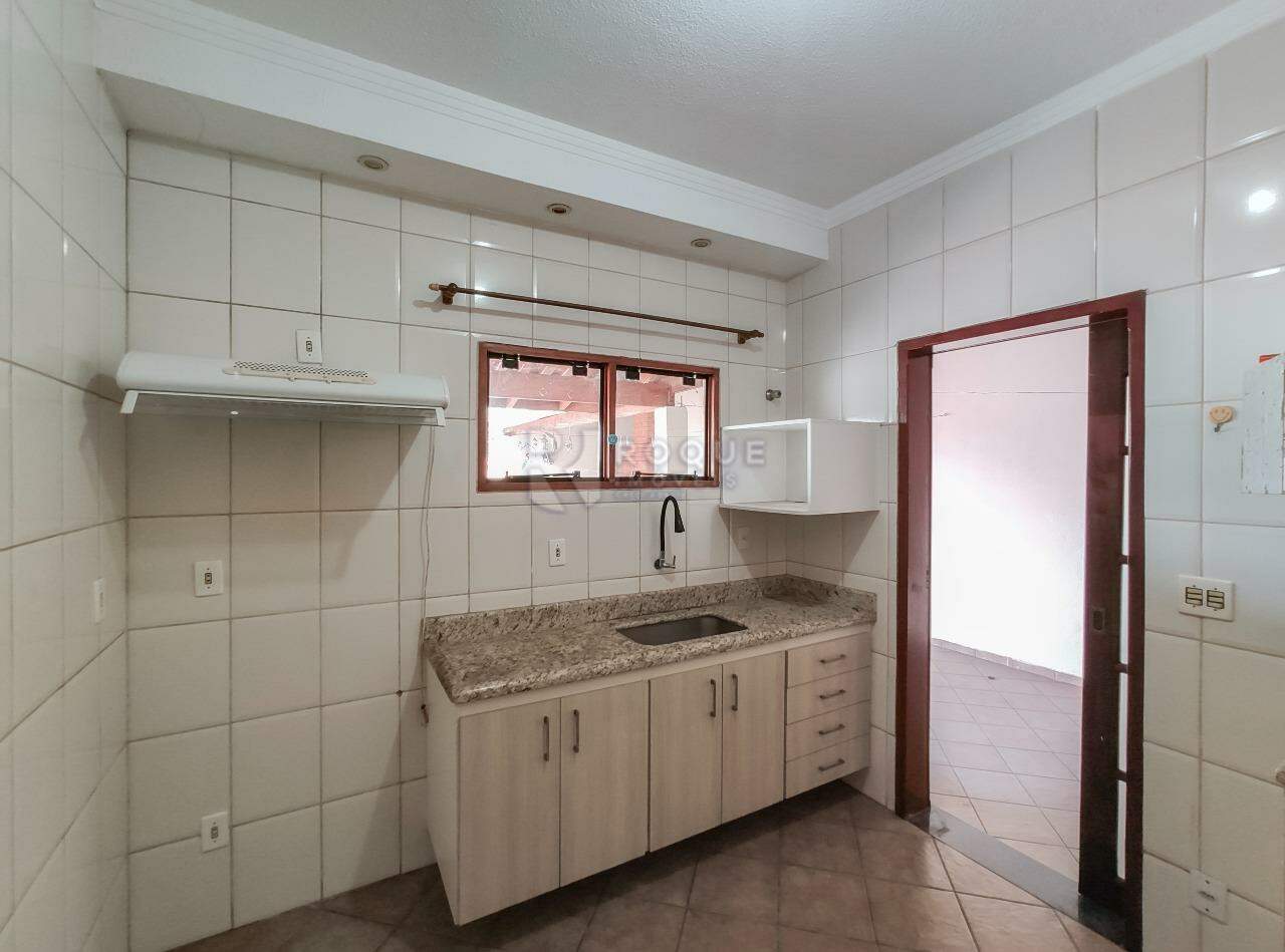 Casa Residencial para aluguel no bairro Jardim São Manoel: Cozinha 