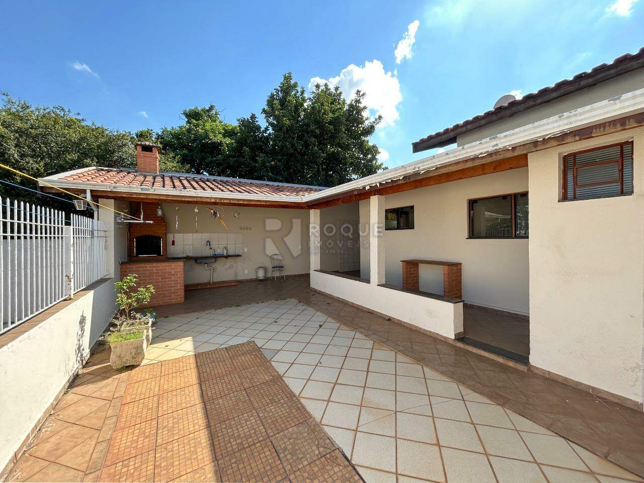 Casa Residencial para aluguel no bairro Jardim São Manoel: Área externa 