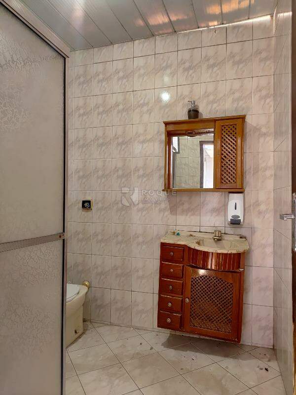 Casa Residencial para aluguel no bairro Jardim Morro Branco: Wc externo 