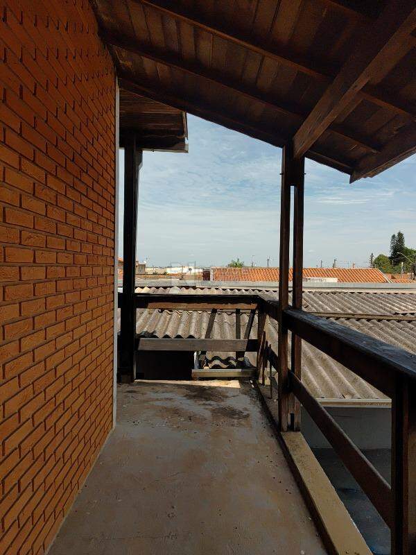 Casa Residencial para aluguel no bairro Jardim Morro Branco: Corredor 