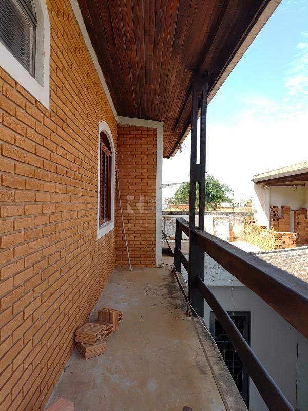 Casa Residencial para aluguel no bairro Jardim Morro Branco: Corredor 