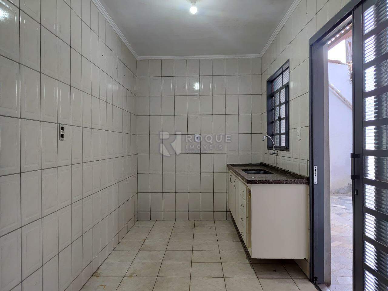 Casa Residencial para aluguel no bairro Jardim Morro Branco: Cozinha 