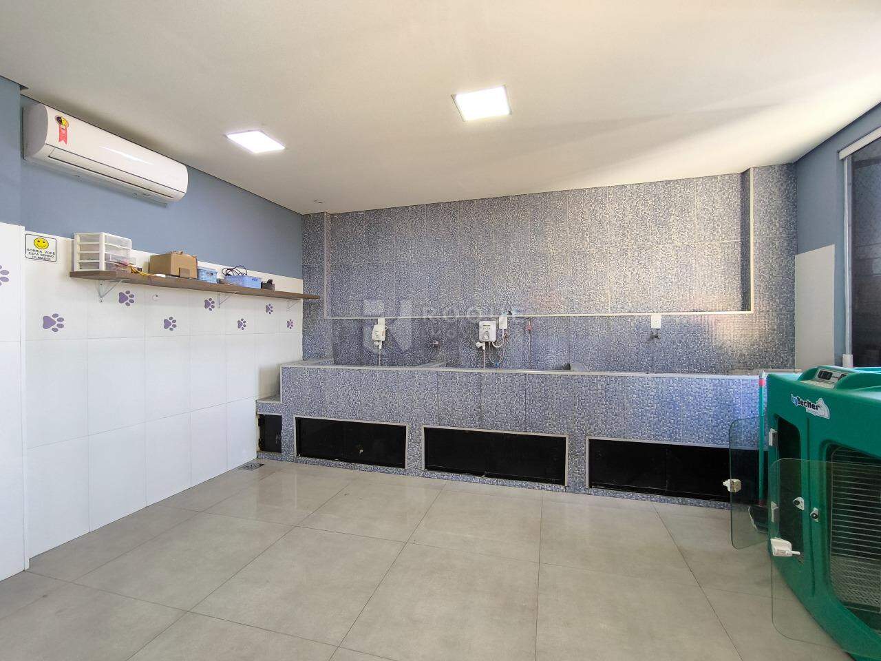 Casa Residencial à venda no bairro Jardim Nova Itália: SALA DE BANHO