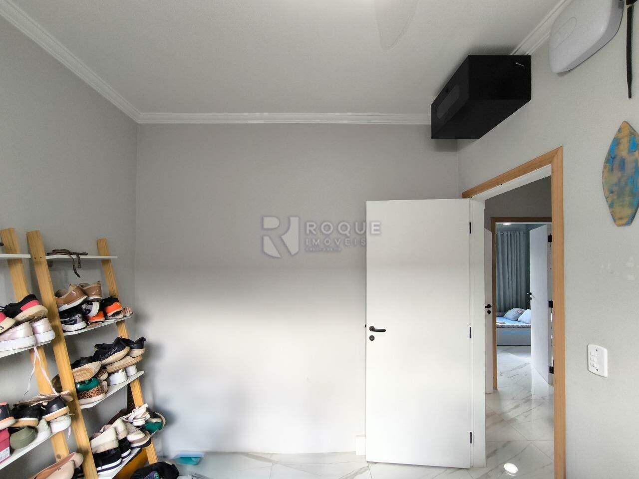 Casa Residencial à venda no bairro Jardim Nova Itália: DORMITÓRIO 2