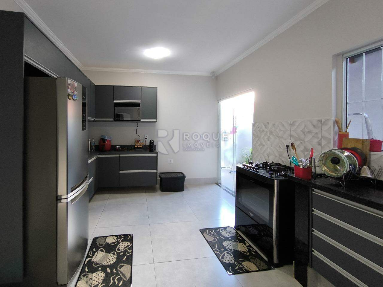 Casa Residencial à venda no bairro Jardim Nova Itália: COZINHA