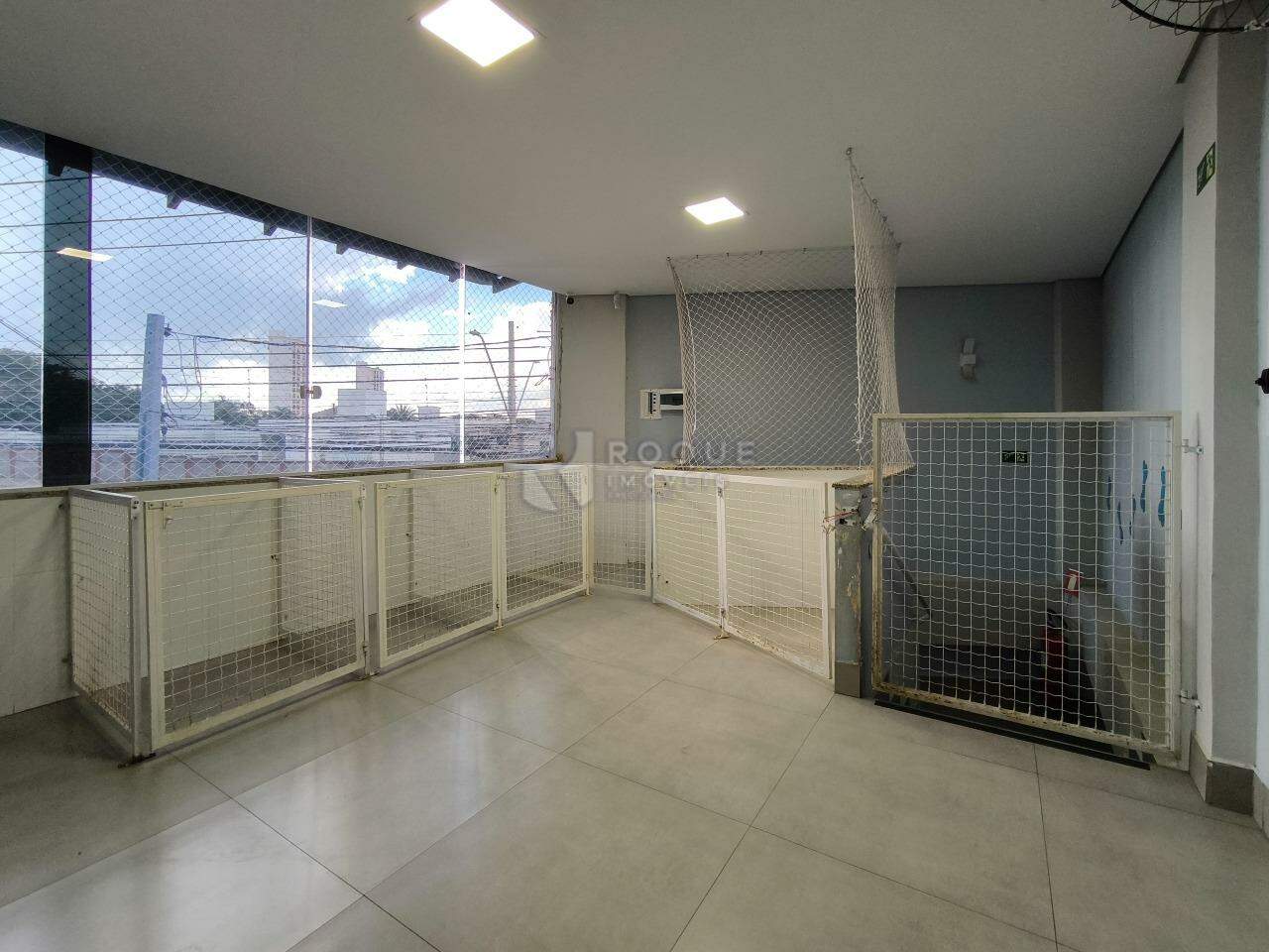 Casa Residencial à venda no bairro Jardim Nova Itália: ÁREA DE CIRCULAÇÃO