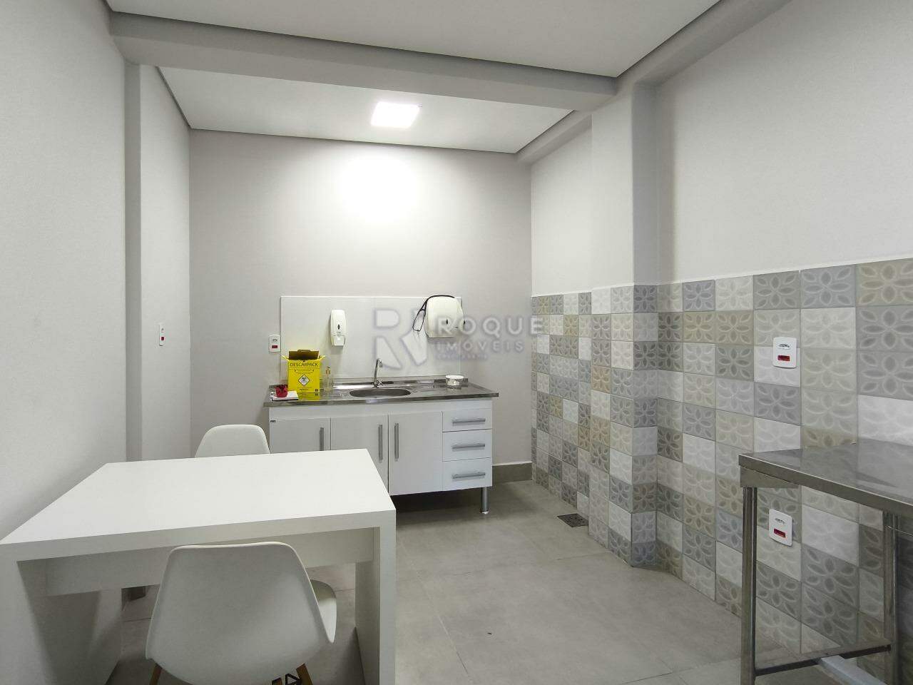 Casa Residencial à venda no bairro Jardim Nova Itália: SALA 1