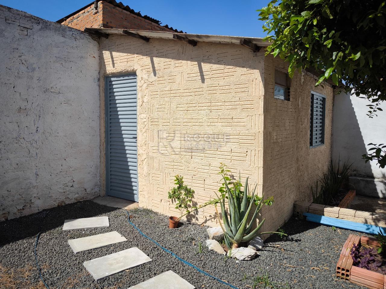 Casa Residencial à venda no bairro Residencial Econômico Manoel Simão de Barros Levy: DEPÓSITO