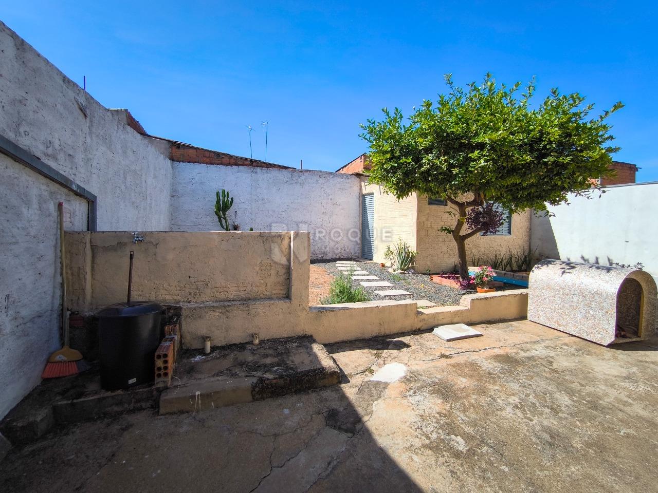 Casa Residencial à venda no bairro Residencial Econômico Manoel Simão de Barros Levy: QUINTAL