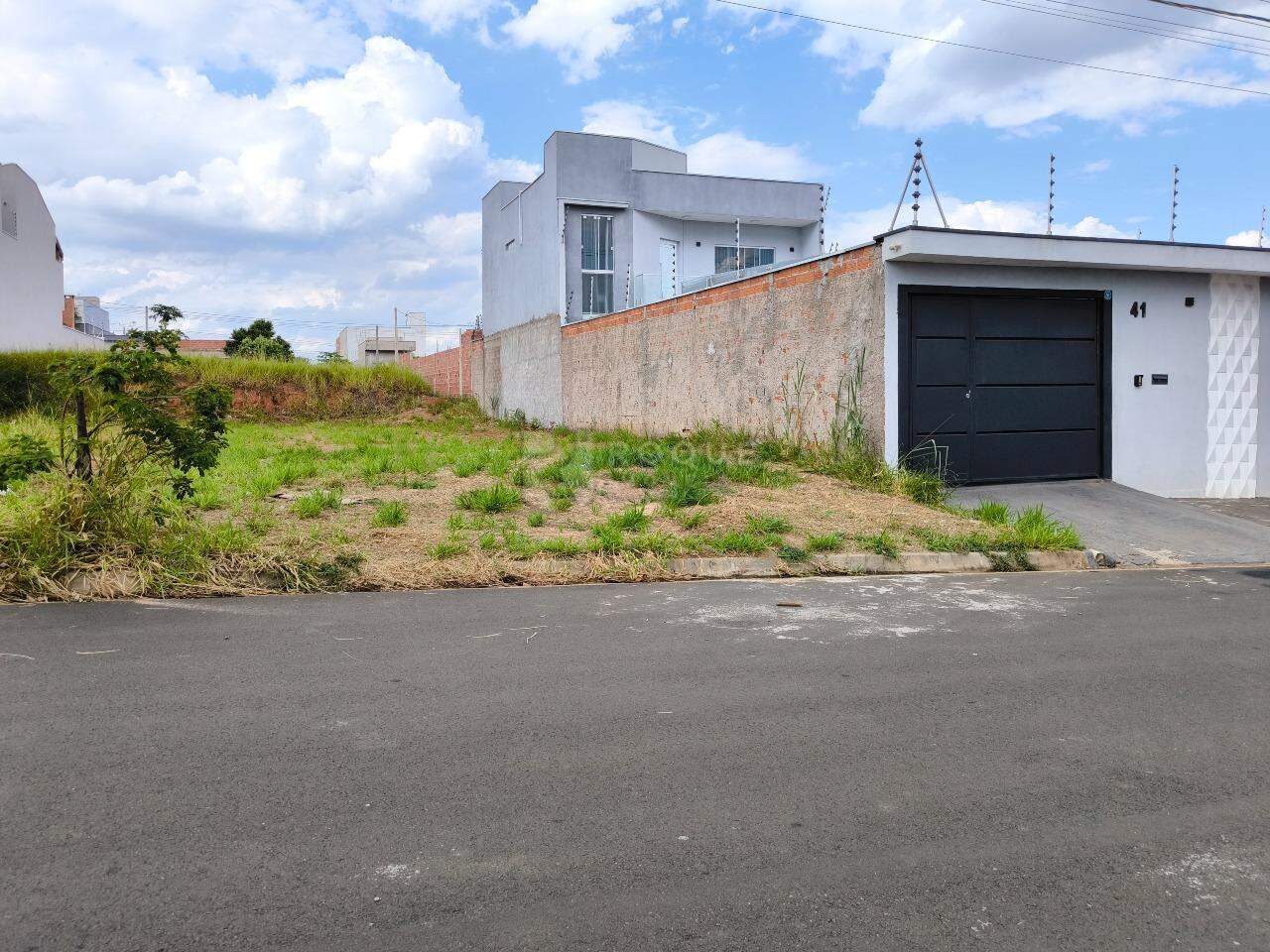 Terreno à venda no bairro Jardim Marajoara: 