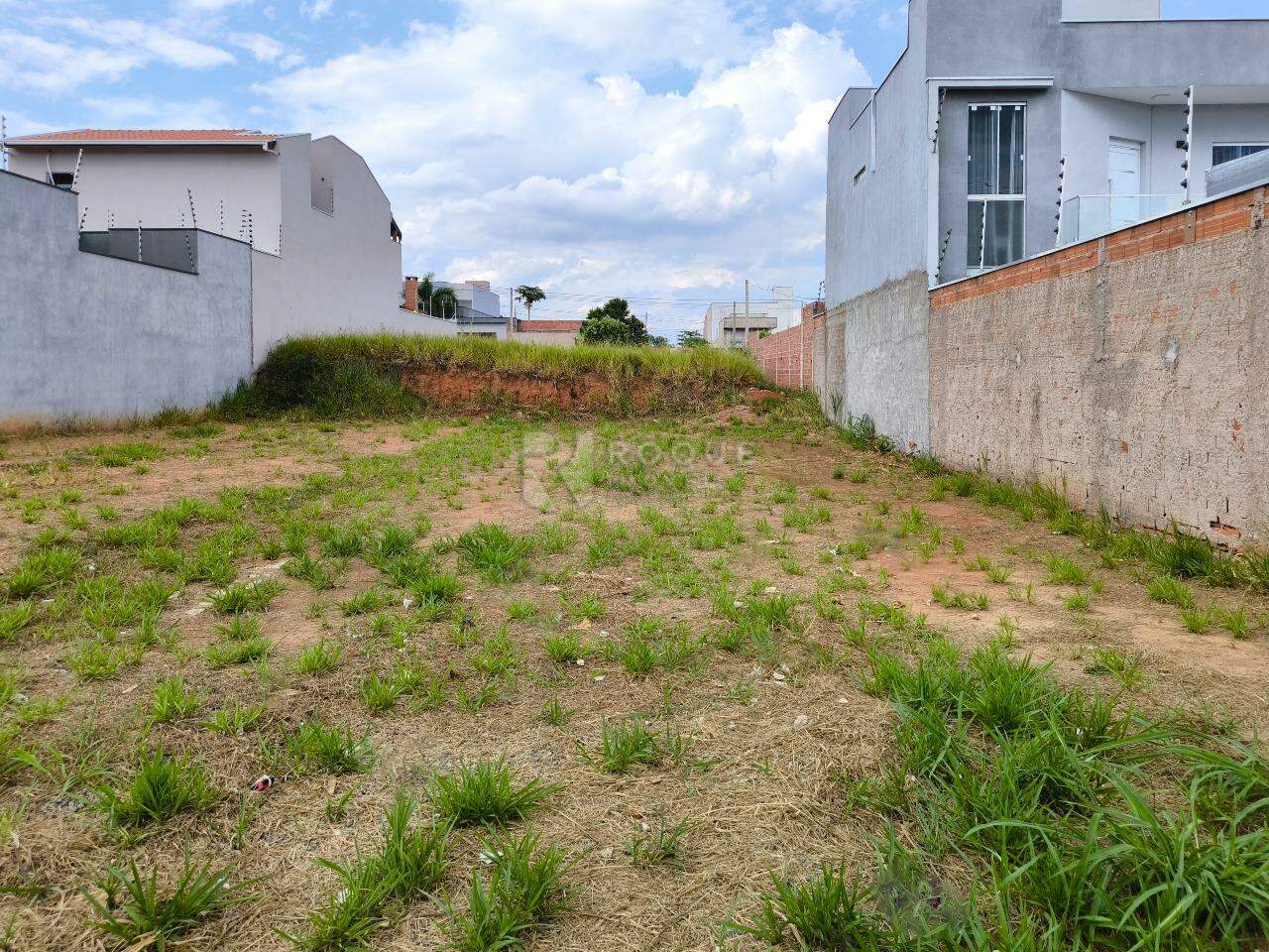 Terreno à venda no bairro Jardim Marajoara: 