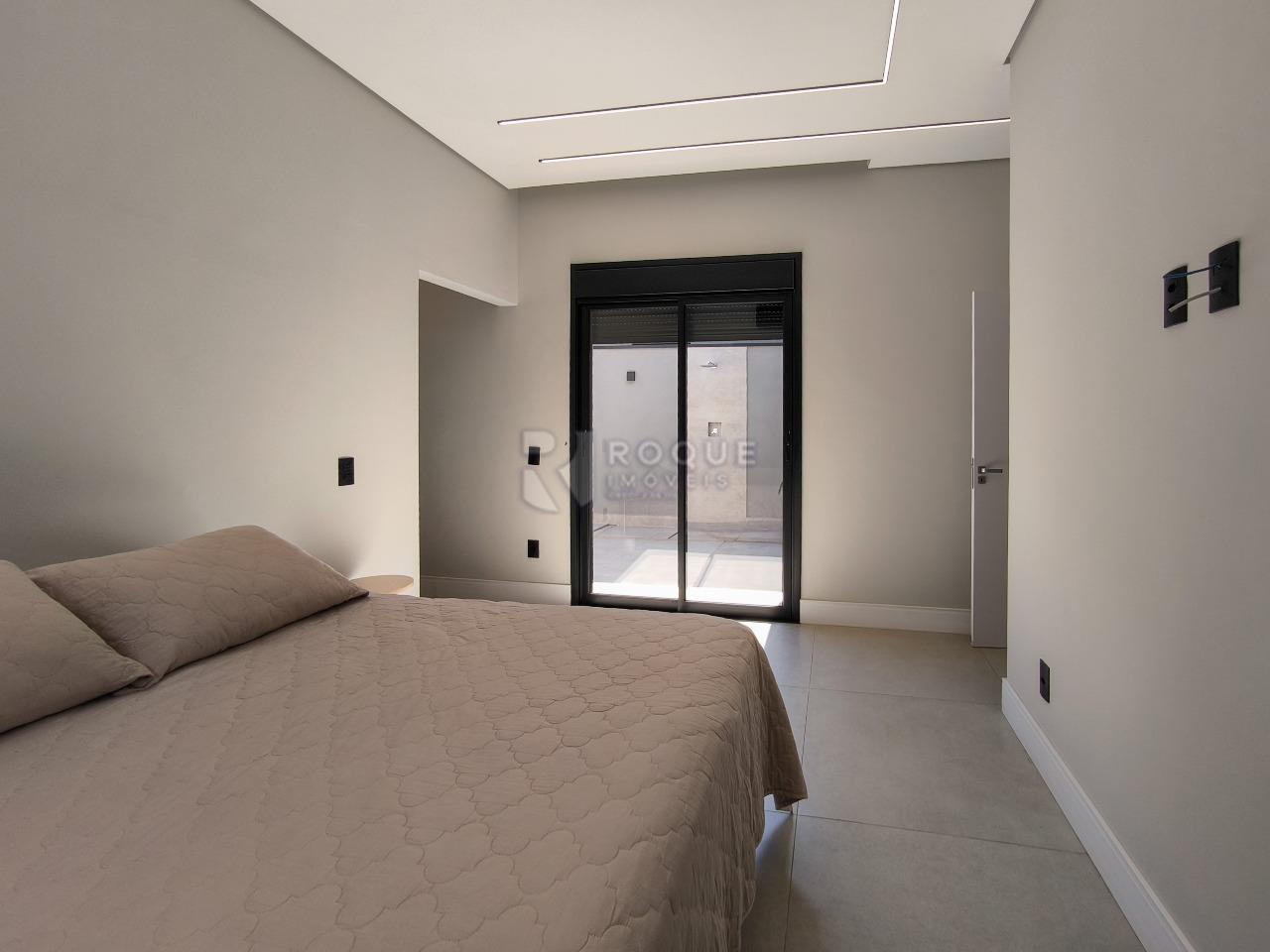 Casa em condomínio à venda no bairro Residenciais Fazenda Itapema: SUÍTE MASTER