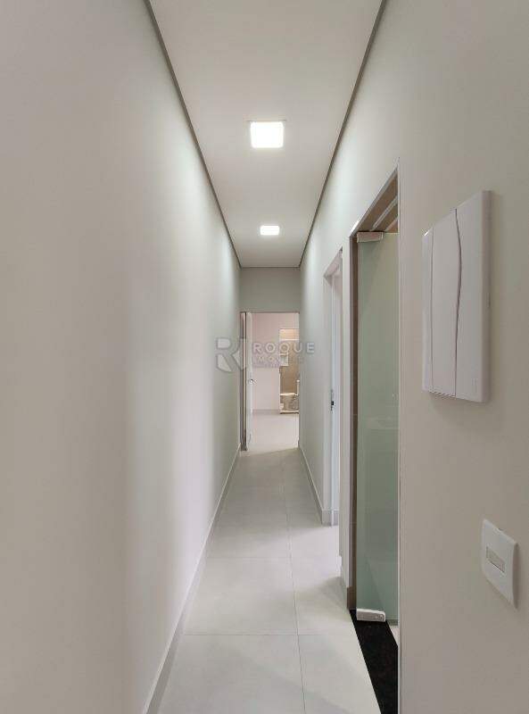 Casa Residencial para aluguel no bairro Jardim Morro Azul: Hall 