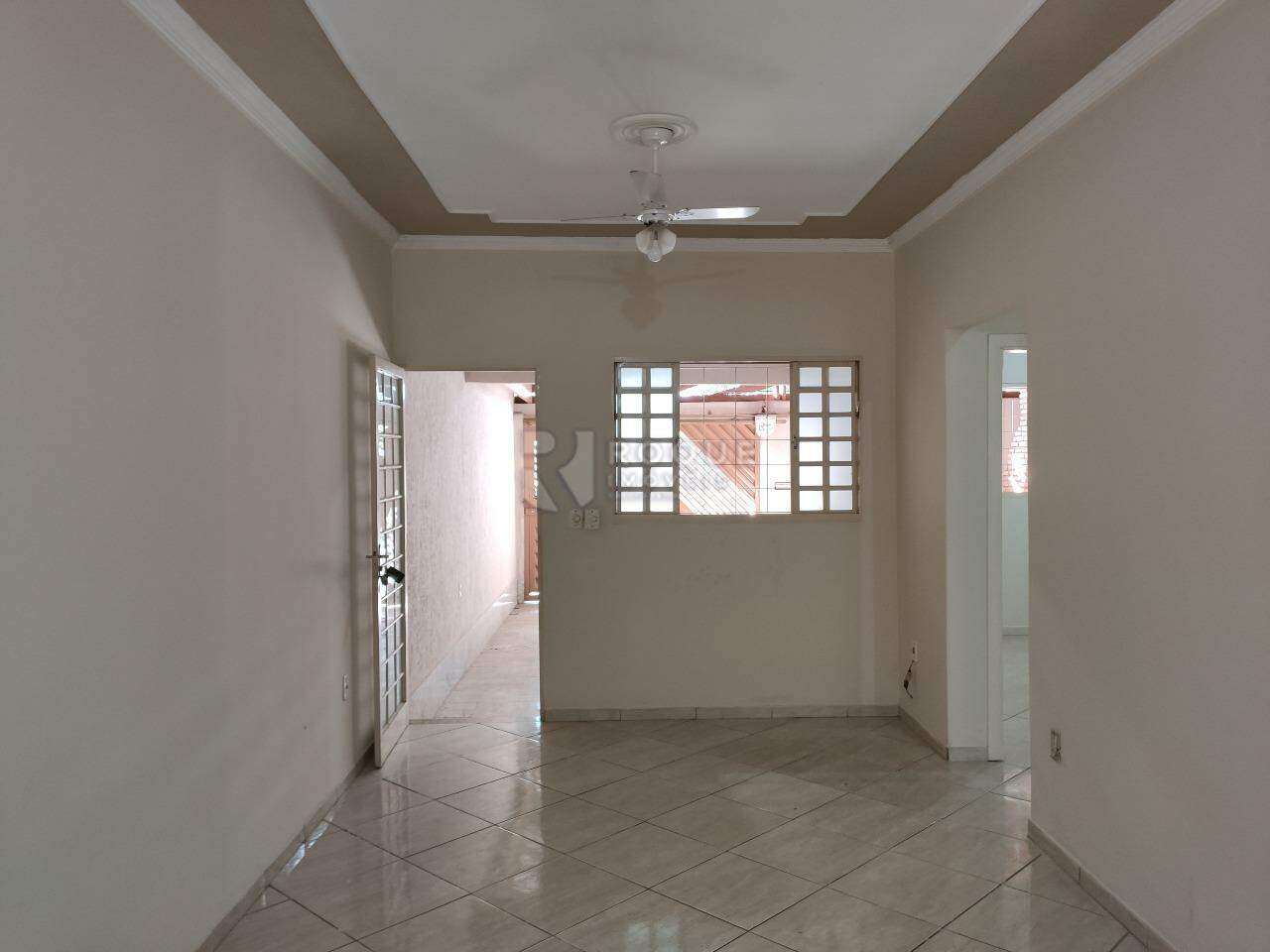 Casa Residencial à venda no bairro Parque Residencial Santa Eulália: Sala 