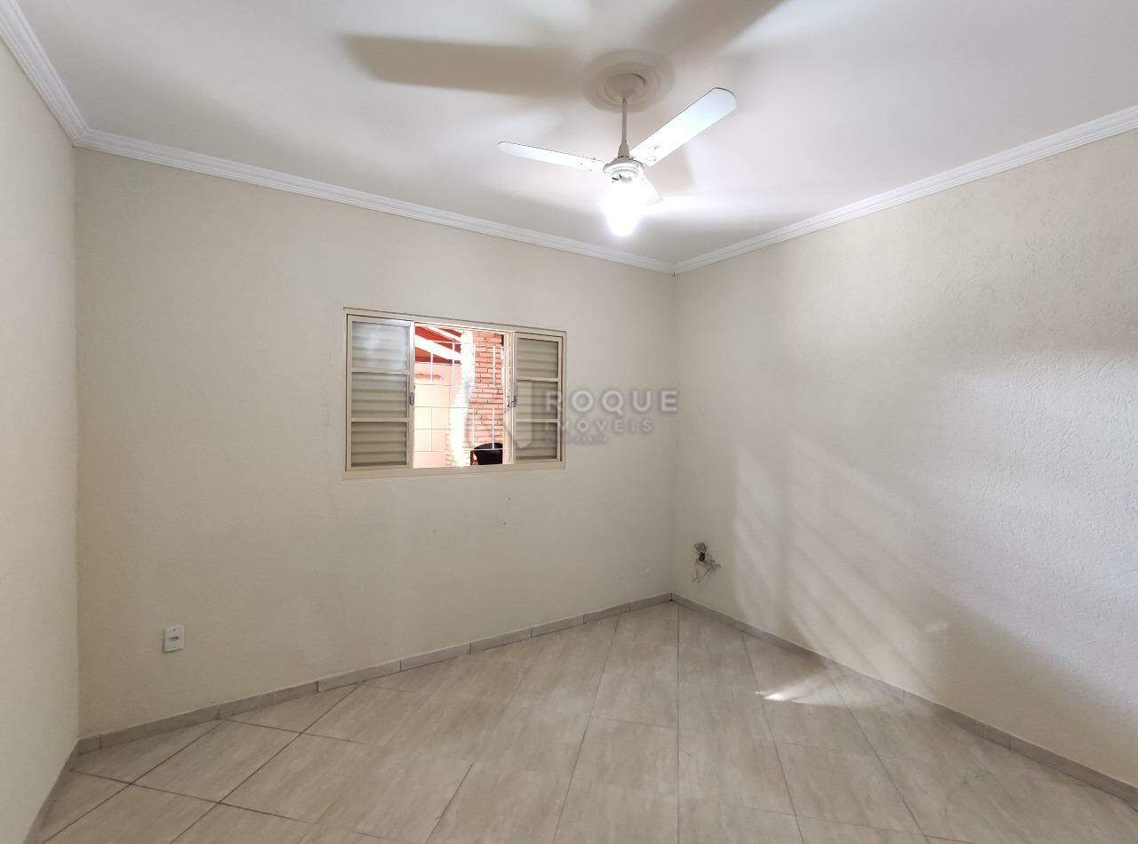 Casa Residencial à venda no bairro Parque Residencial Santa Eulália: Dormitório 2 suíte