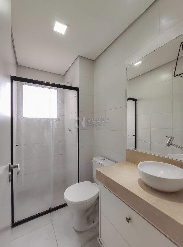 Apartamento à venda no bairro Chácaras Antonieta: WC comum