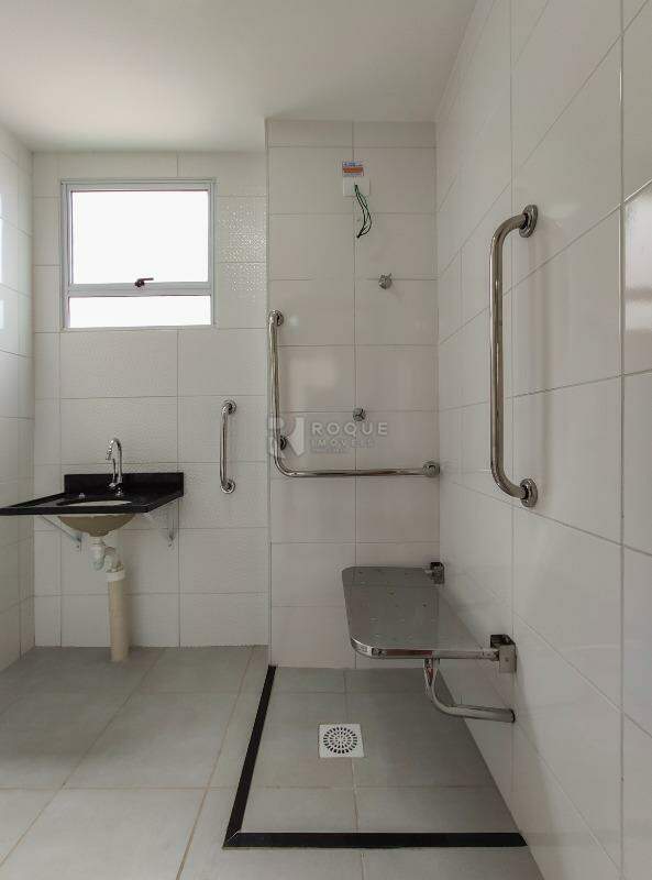 Apartamento para aluguel no bairro Fazenda Duas Barras: WC social