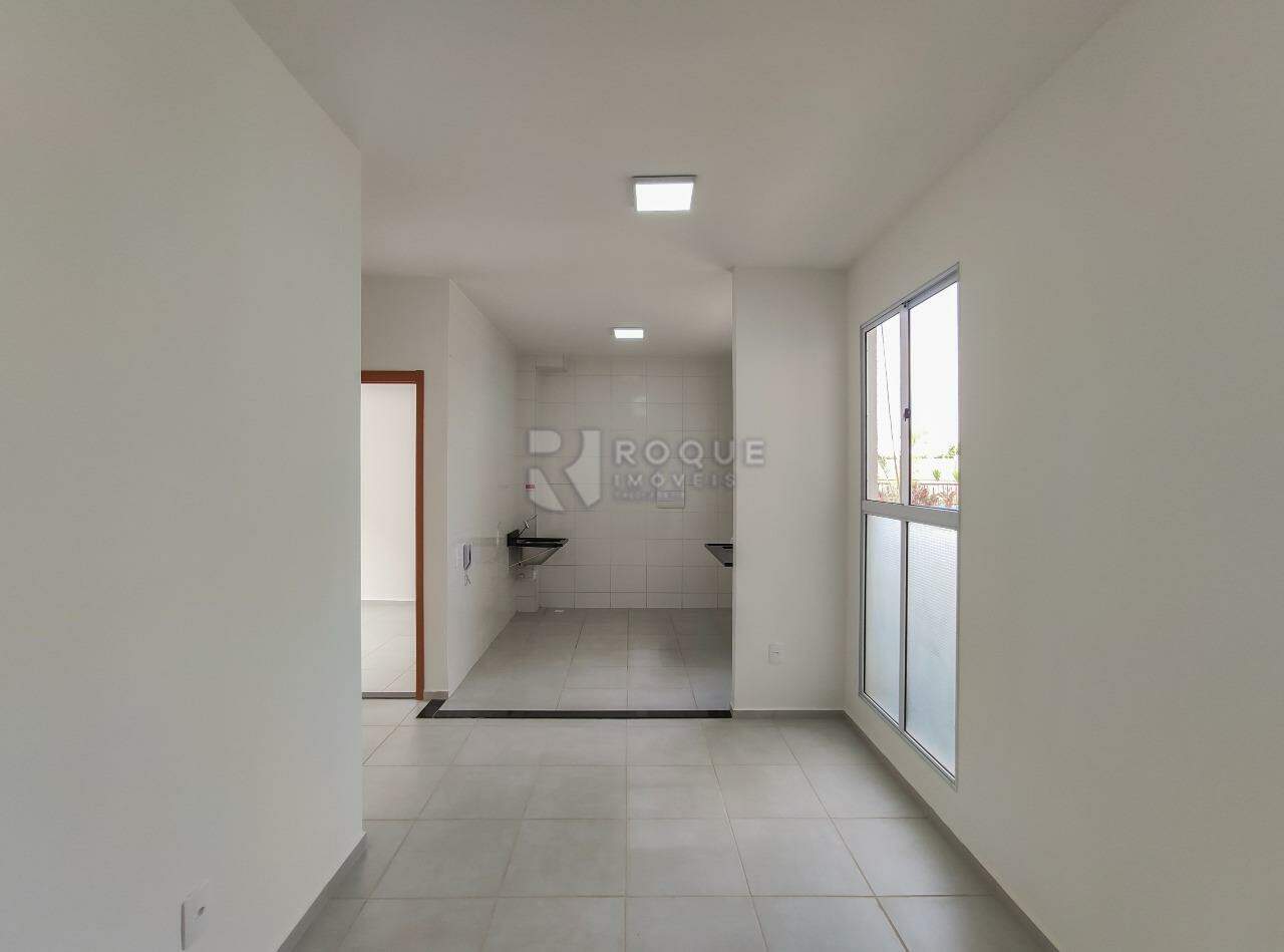 Apartamento para aluguel no bairro Fazenda Duas Barras: Sala 