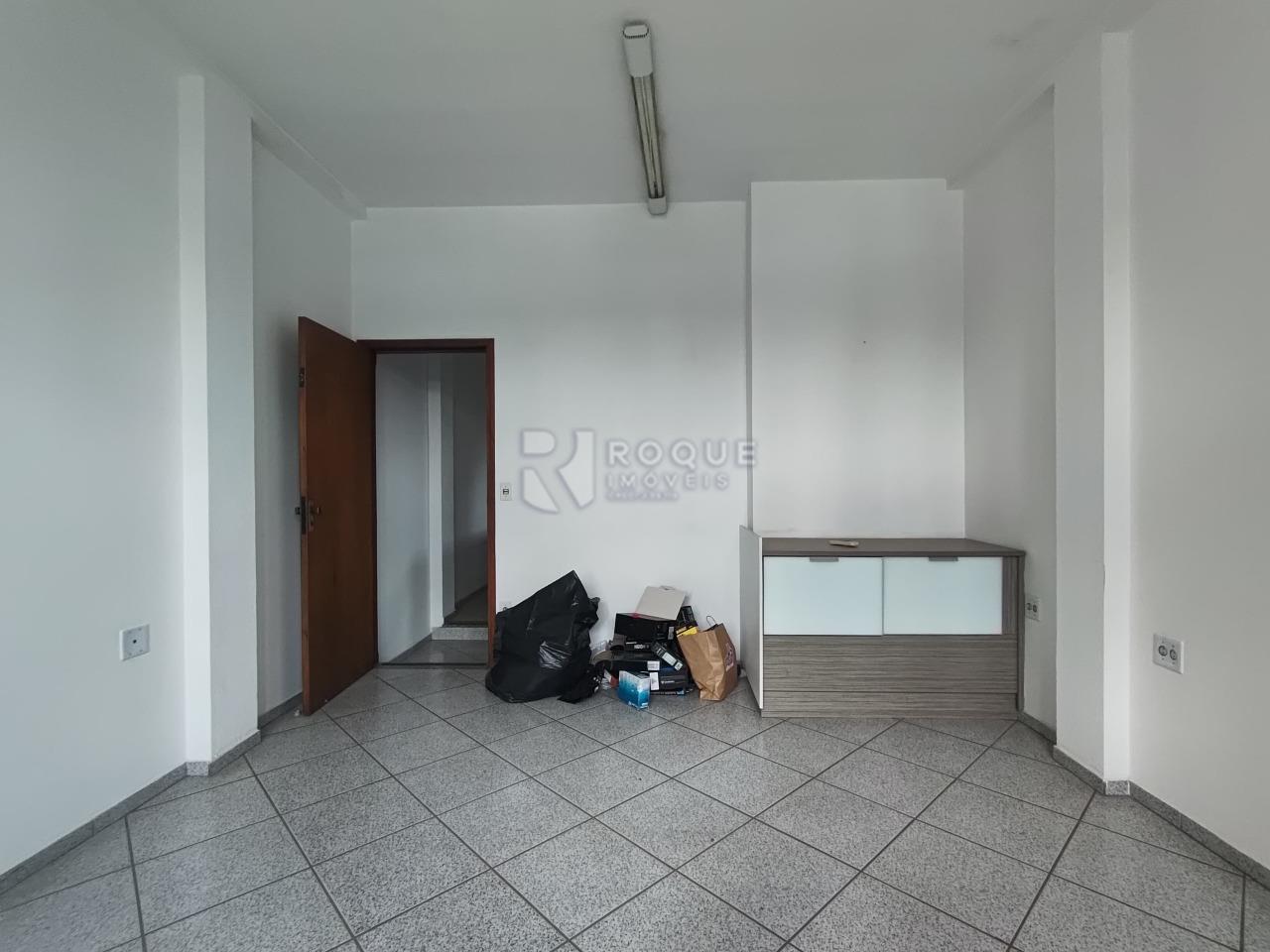 Salas/Conjuntos para aluguel no bairro Centro: Sala 02