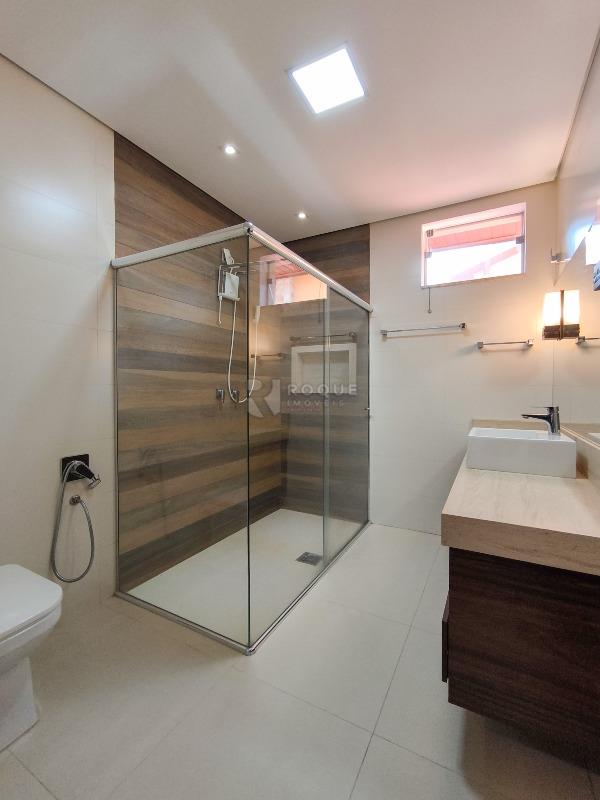 Casa em condomínio à venda no bairro Parque São Bento: BANHEIRO SOCIAL