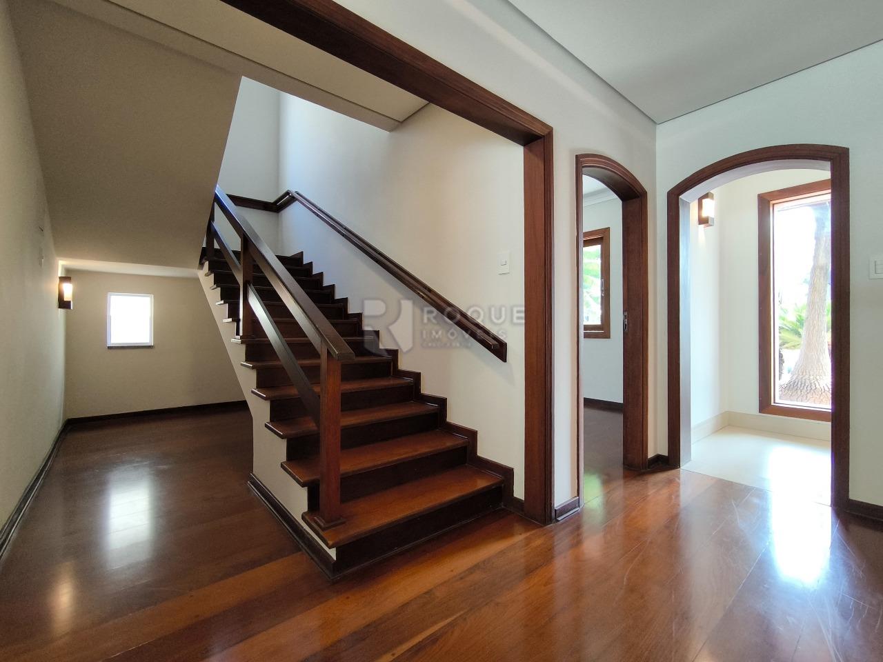 Casa em condomínio à venda no bairro Parque São Bento: ACESSO PISO SUPERIOR