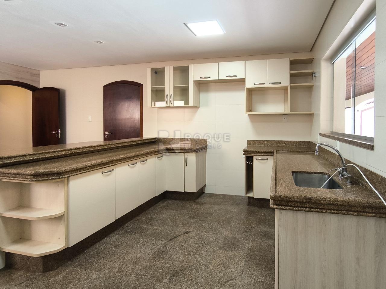 Casa em condomínio à venda no bairro Parque São Bento: COZINHA