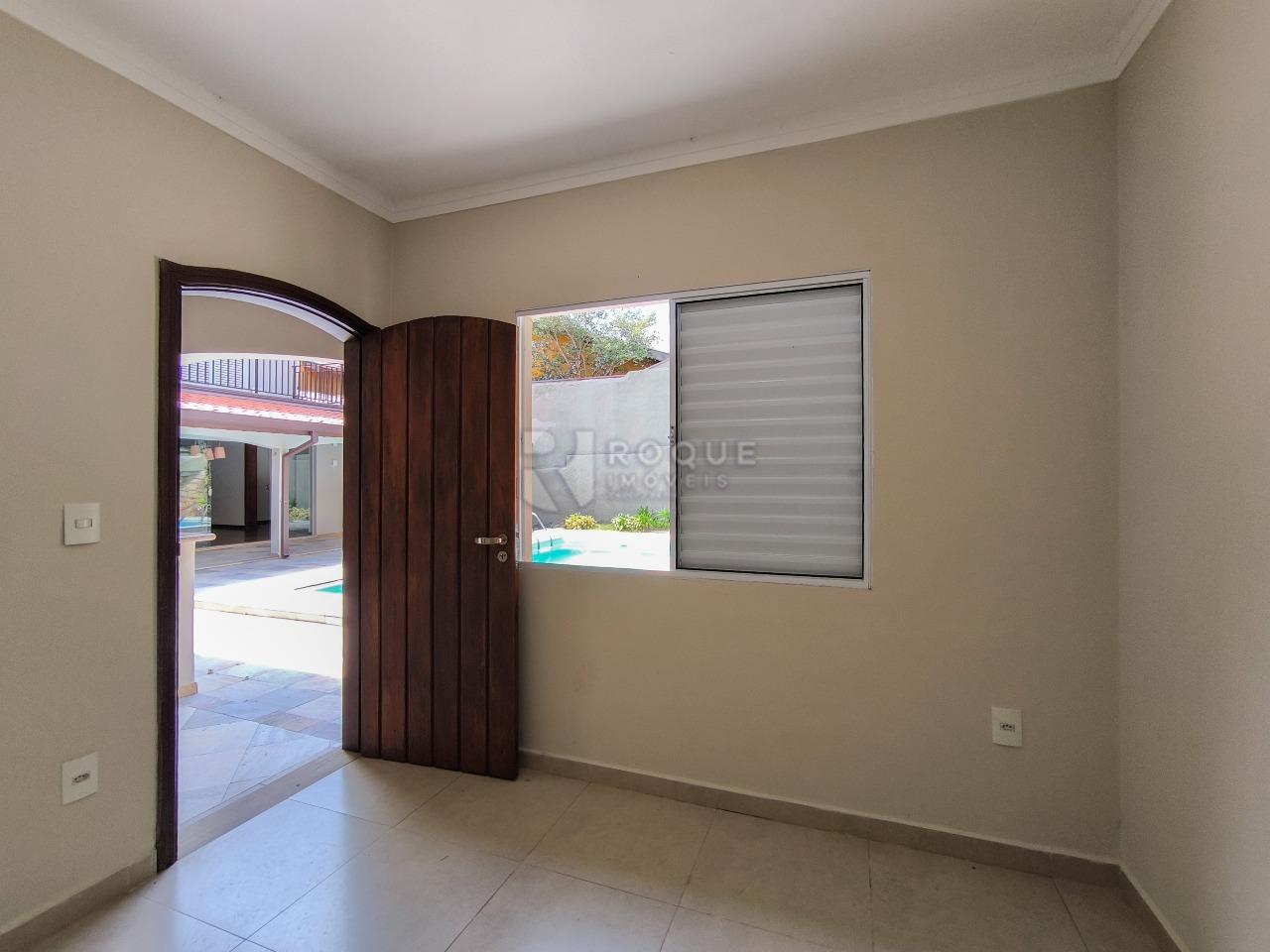 Casa em condomínio à venda no bairro Parque São Bento: DESPEJO