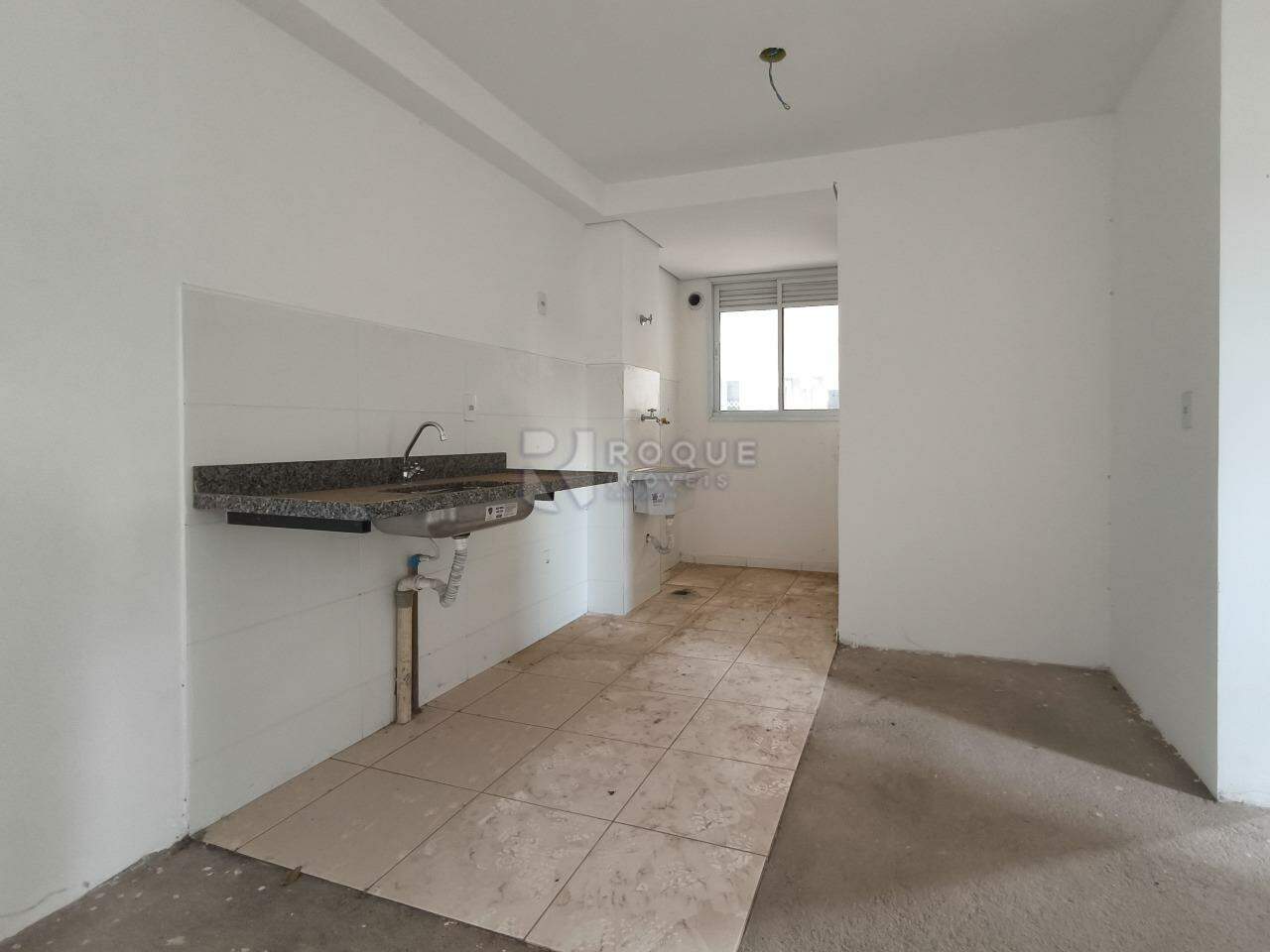 Apartamento à venda no bairro Jardim Trevo: COZINHA