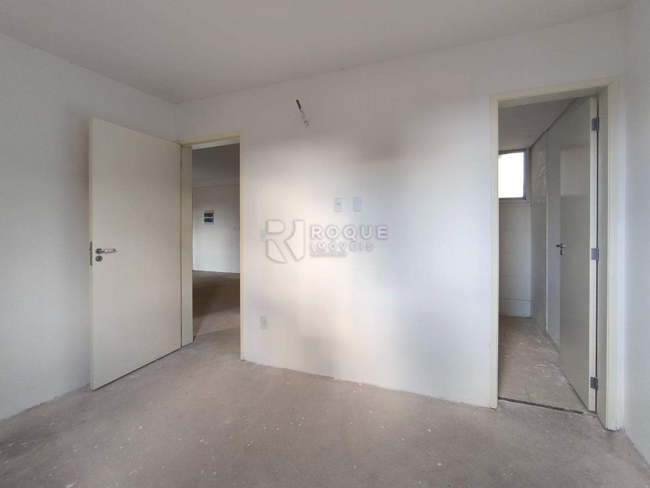 Apartamento à venda no bairro Jardim Trevo: SUÍTE