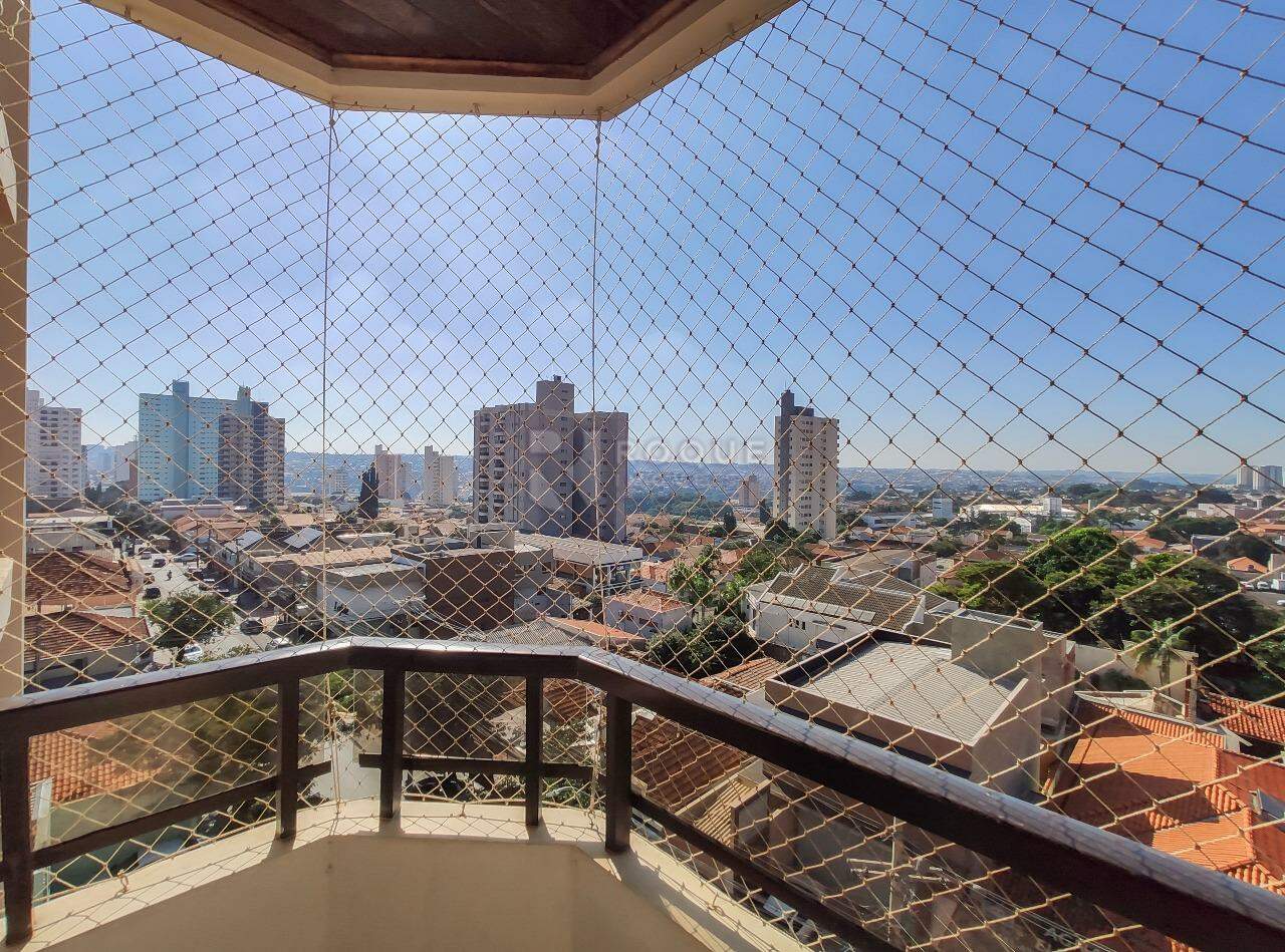 Apartamento para aluguel no bairro Centro: Sacada 
