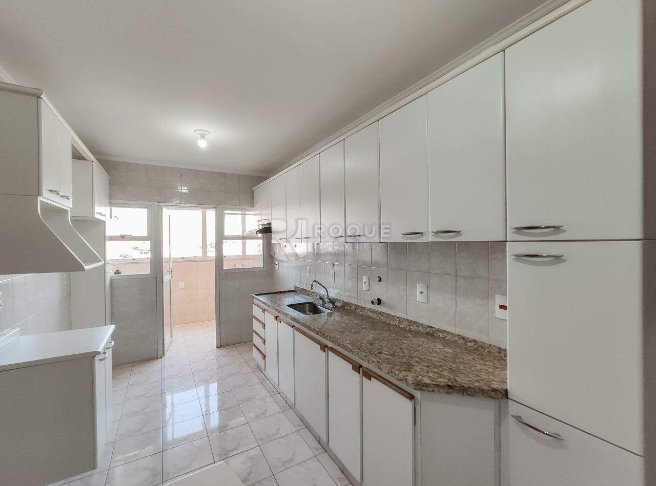 Apartamento para aluguel no bairro Centro: Cozinha 