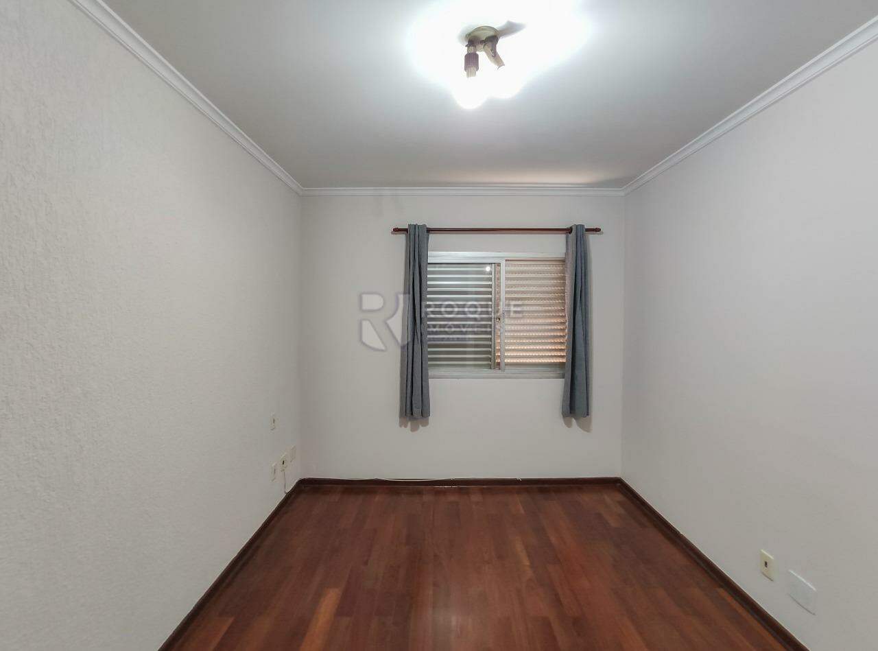 Apartamento para aluguel no bairro Centro: Dormitório 2 suíte