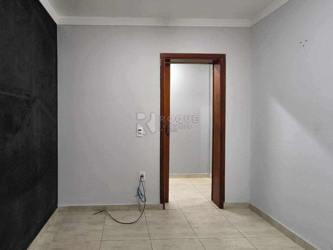 Casa Residencial à venda no bairro Jardim Odecio Degan: DORMITÓRIO 1